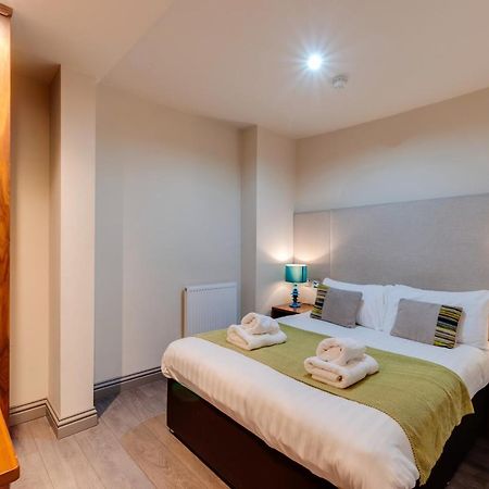 Base Serviced Apartments - City Road Chester Zewnętrze zdjęcie