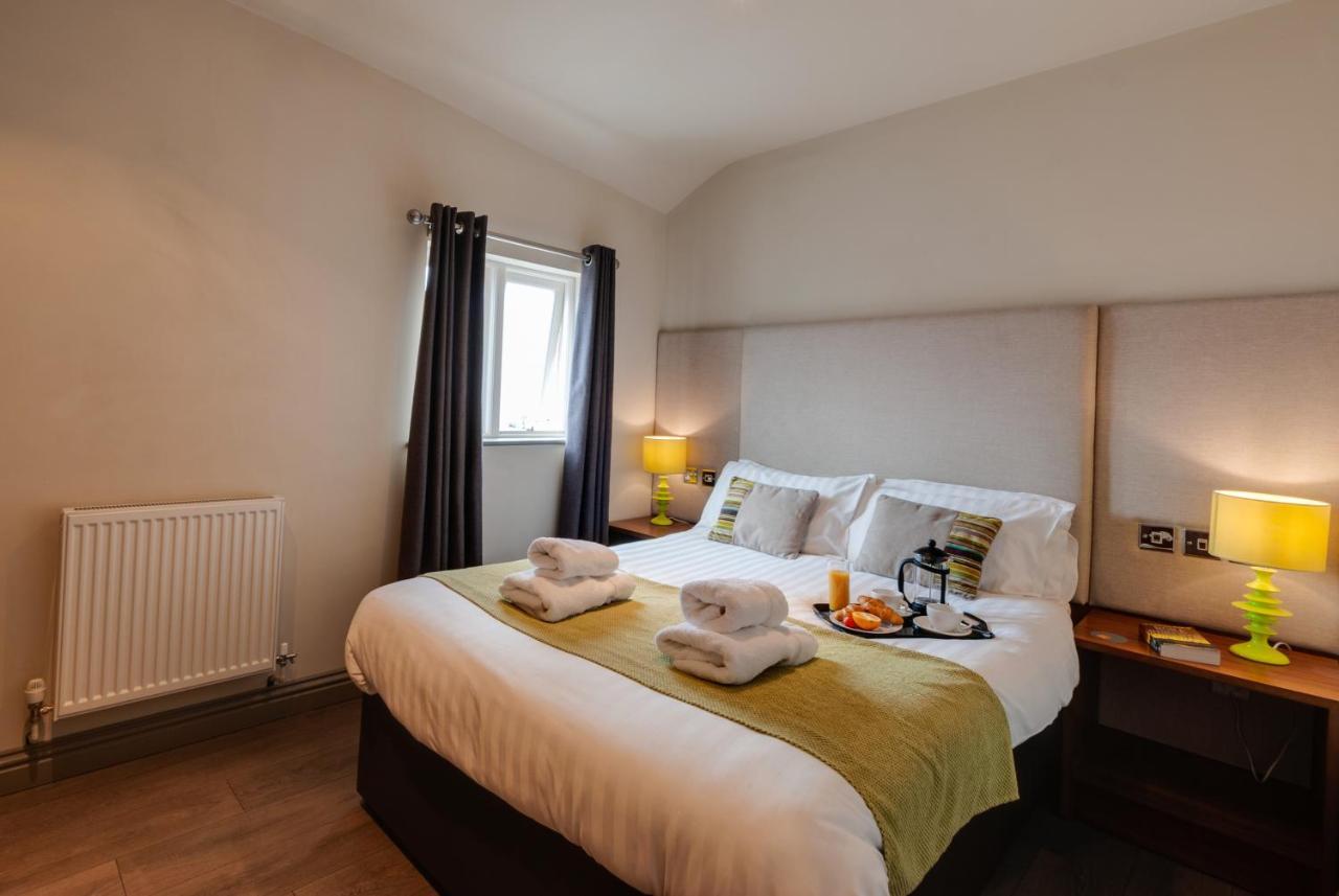 Base Serviced Apartments - City Road Chester Zewnętrze zdjęcie