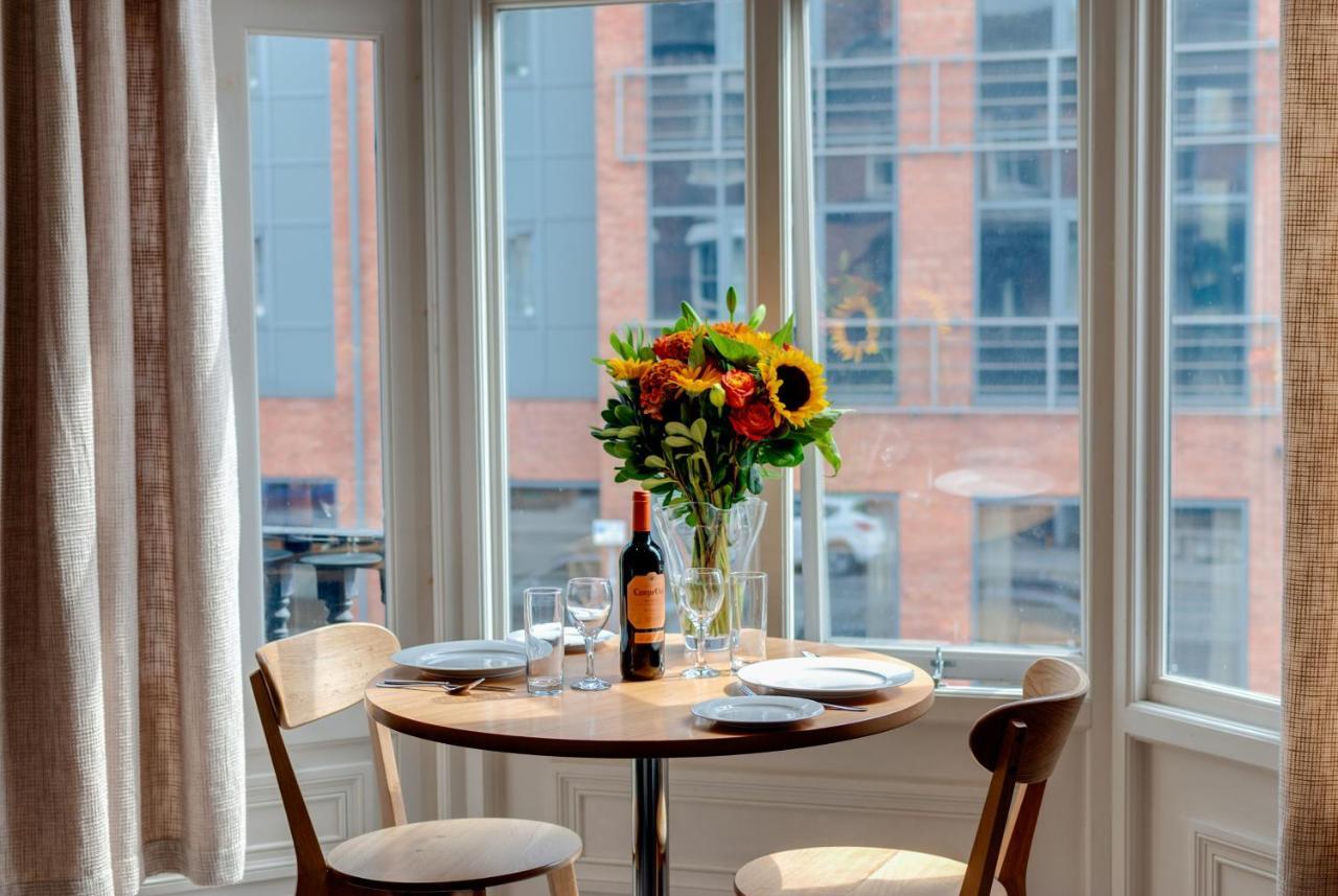 Base Serviced Apartments - City Road Chester Zewnętrze zdjęcie